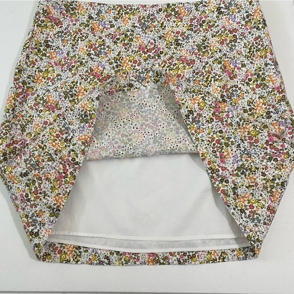 Loft Womens Floral skirt size 12 - Picture 2 of 9